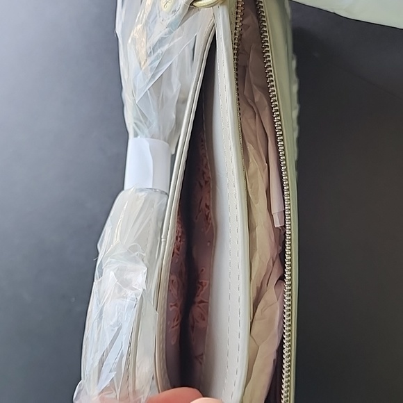 HOBO - Picture 4 of 6